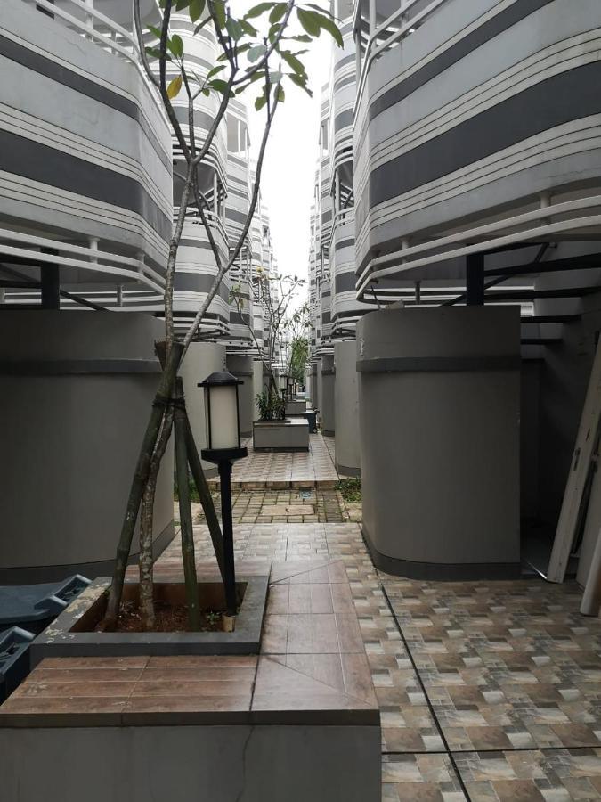 Hotel Anarta House H11/10 Tegal  Exterior foto